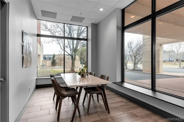 $295,000 | 75 Ojibwa Circle, Unit 505, Buffalo, NY 14202