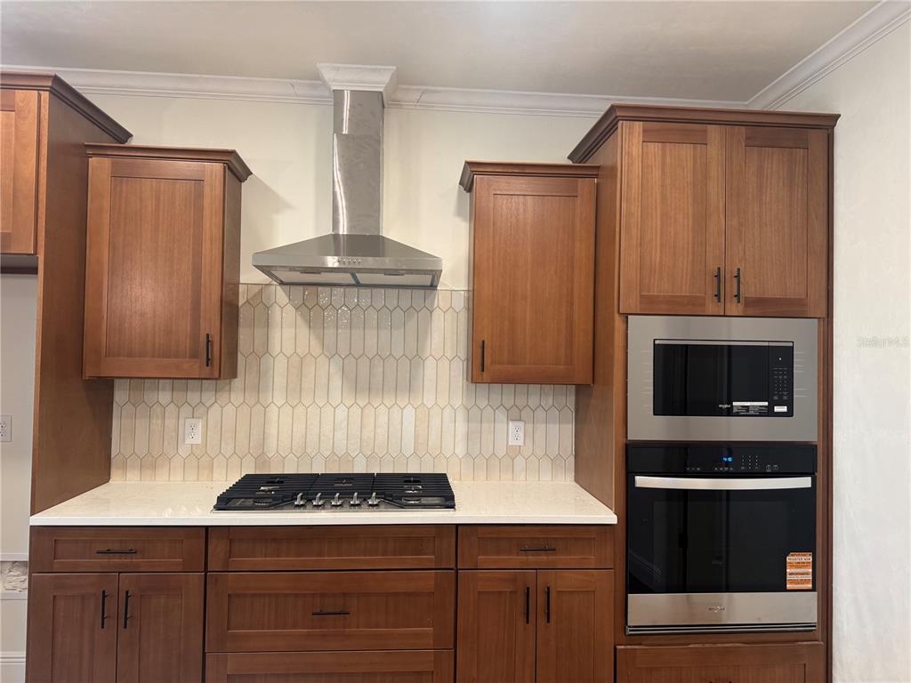 6735 Southwest 10th Lane Gainesville, FL 32607 - Photo 8 of 66