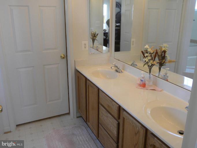 1760 Castle Rock Road Frederick, MD 21701 - Photo 11 of 24 Master Bath #2