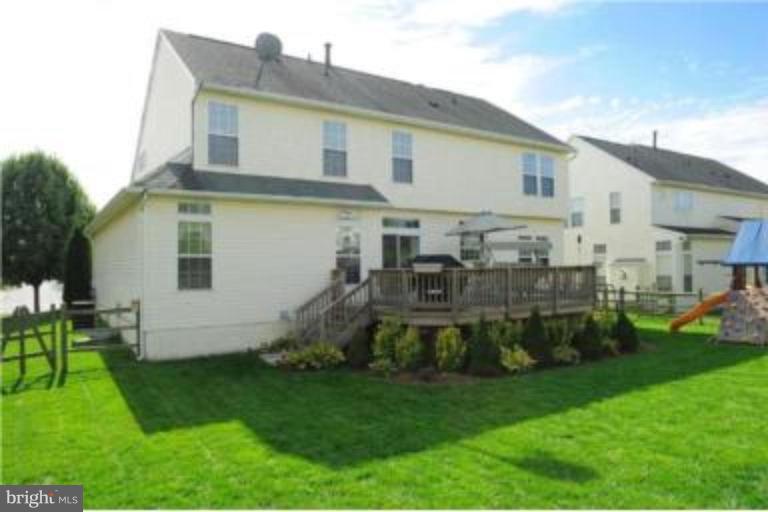1760 Castle Rock Road Frederick, MD 21701 - Photo 19 of 24 Deck