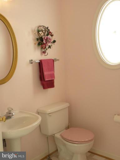 1760 Castle Rock Road Frederick, MD 21701 - Photo 8 of 24 Half Bath 1