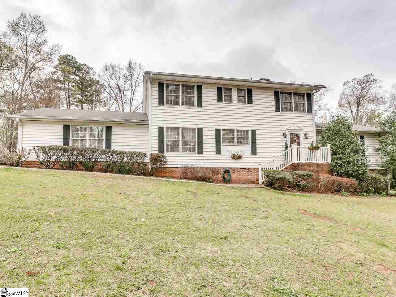 147 Sharcliff Road Cowpens, SC 29330 - Photo 1 of 36