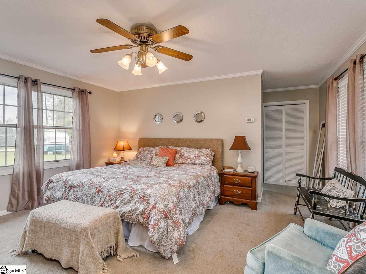 147 Sharcliff Road Cowpens, SC 29330 - Photo 14 of 36