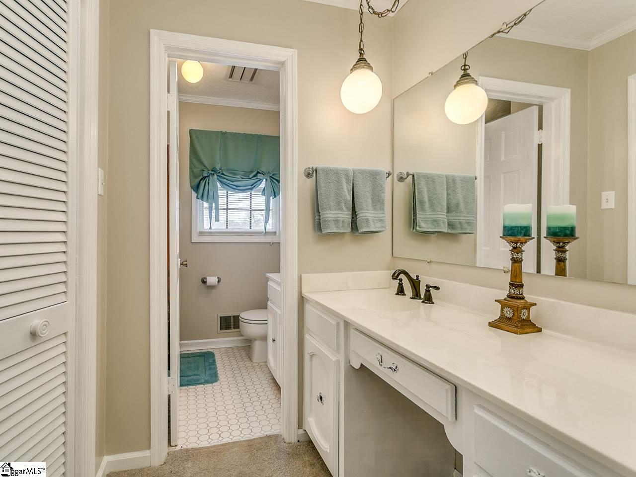 147 Sharcliff Road Cowpens, SC 29330 - Photo 16 of 36