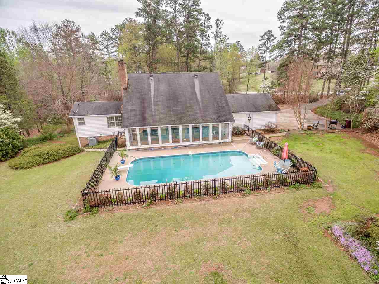 147 Sharcliff Road Cowpens, SC 29330 - Photo 27 of 36