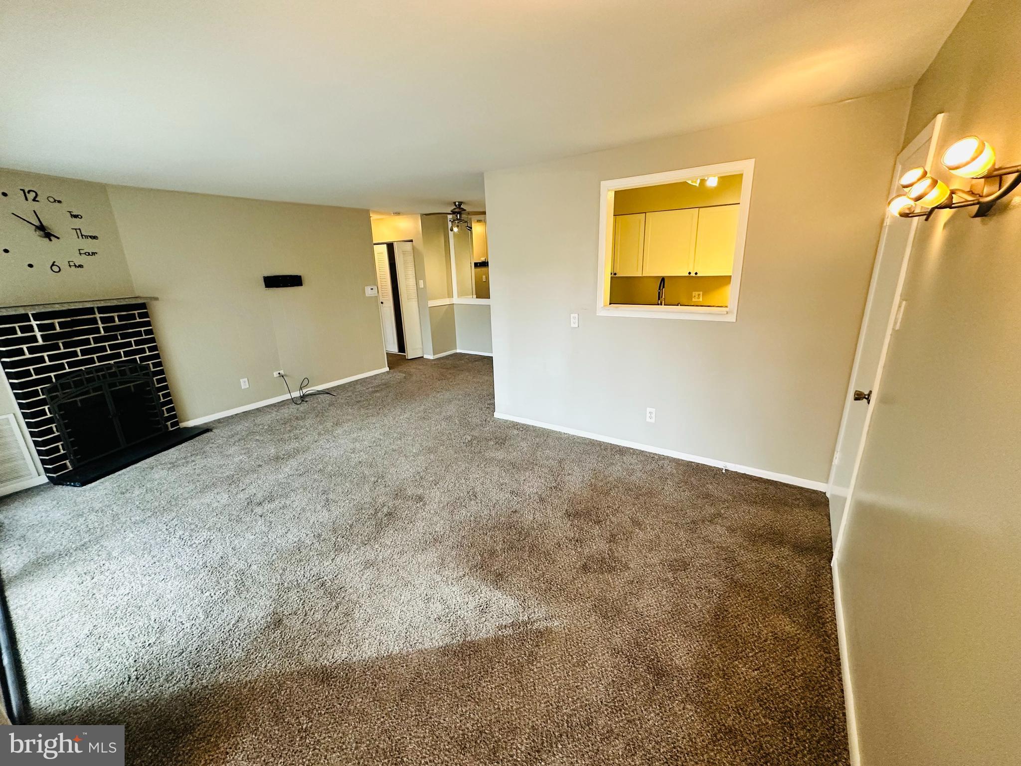 101 Vail Court Mays Landing, NJ 08330 - Photo 4 of 17