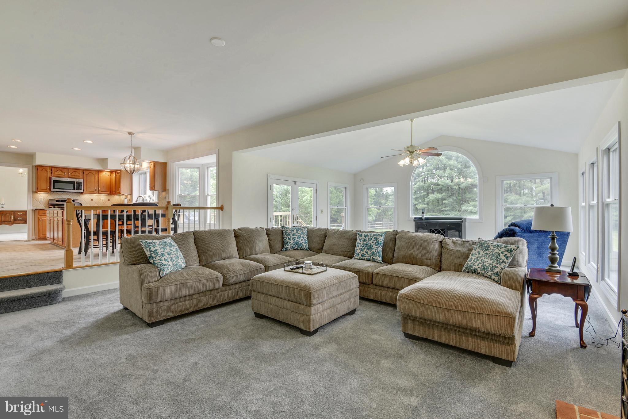 17104 Campbell Farm Road Poolesville, MD 20837 - Photo 2 of 29 Family Room