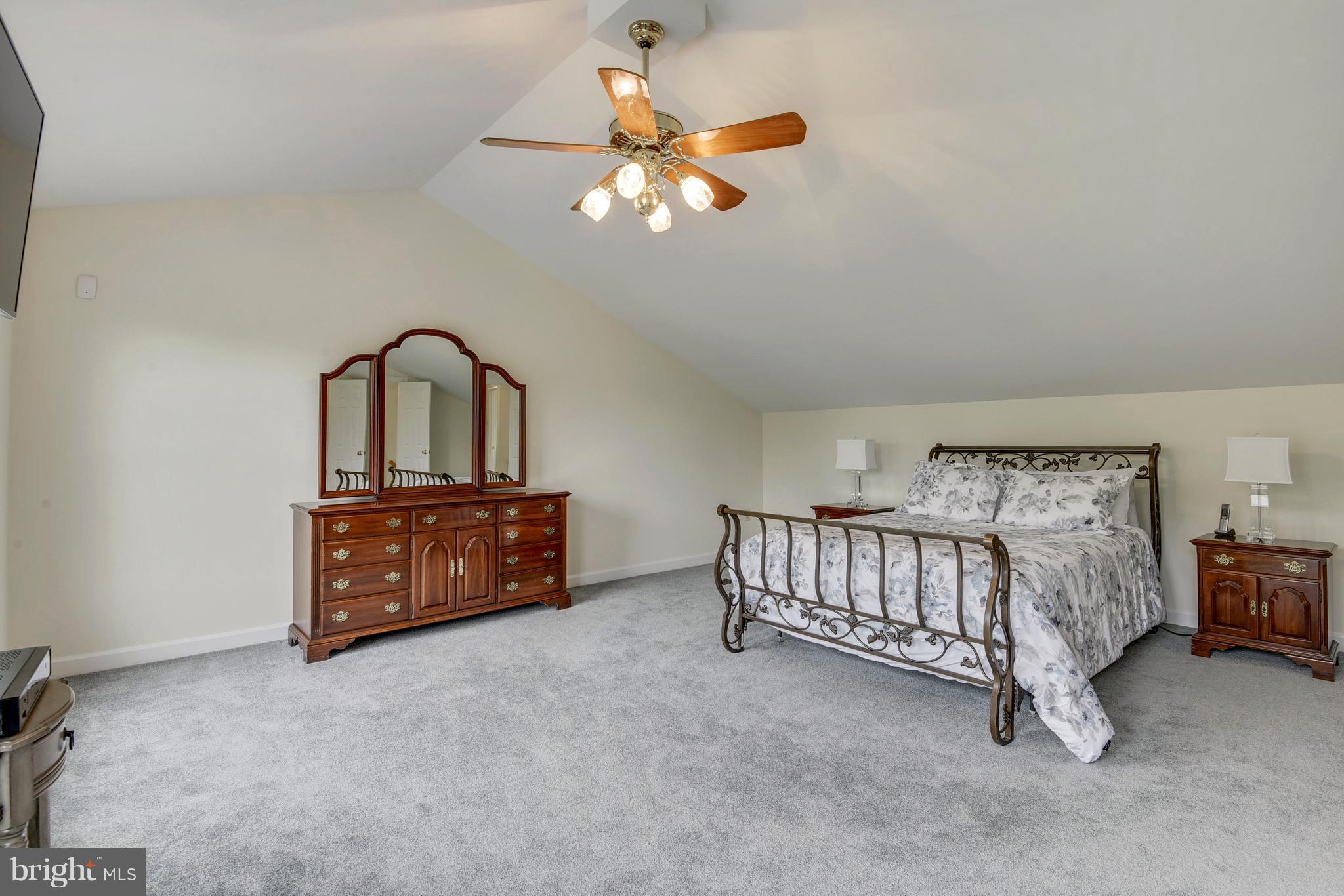 17104 Campbell Farm Road Poolesville, MD 20837 - Photo 21 of 29 Bedroom (Master)