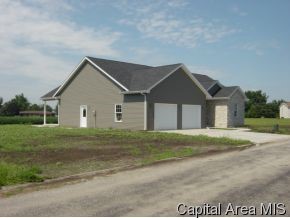 133 Post Road Virden, IL 62690 - Photo 3 of 10