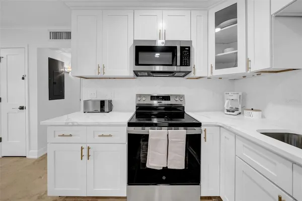 $5,350 | 4924 Shetland Avenue, Tampa, FL 33615