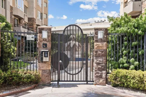 $709,990 | 1480 Broadway, Unit 2322, San Diego, CA 92101