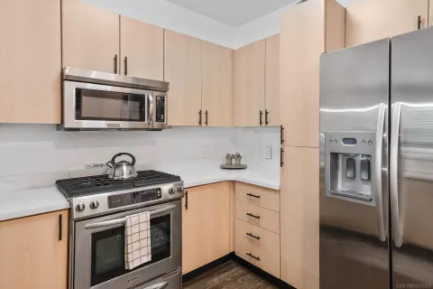 $709,990 | 1480 Broadway, Unit 2322, San Diego, CA 92101