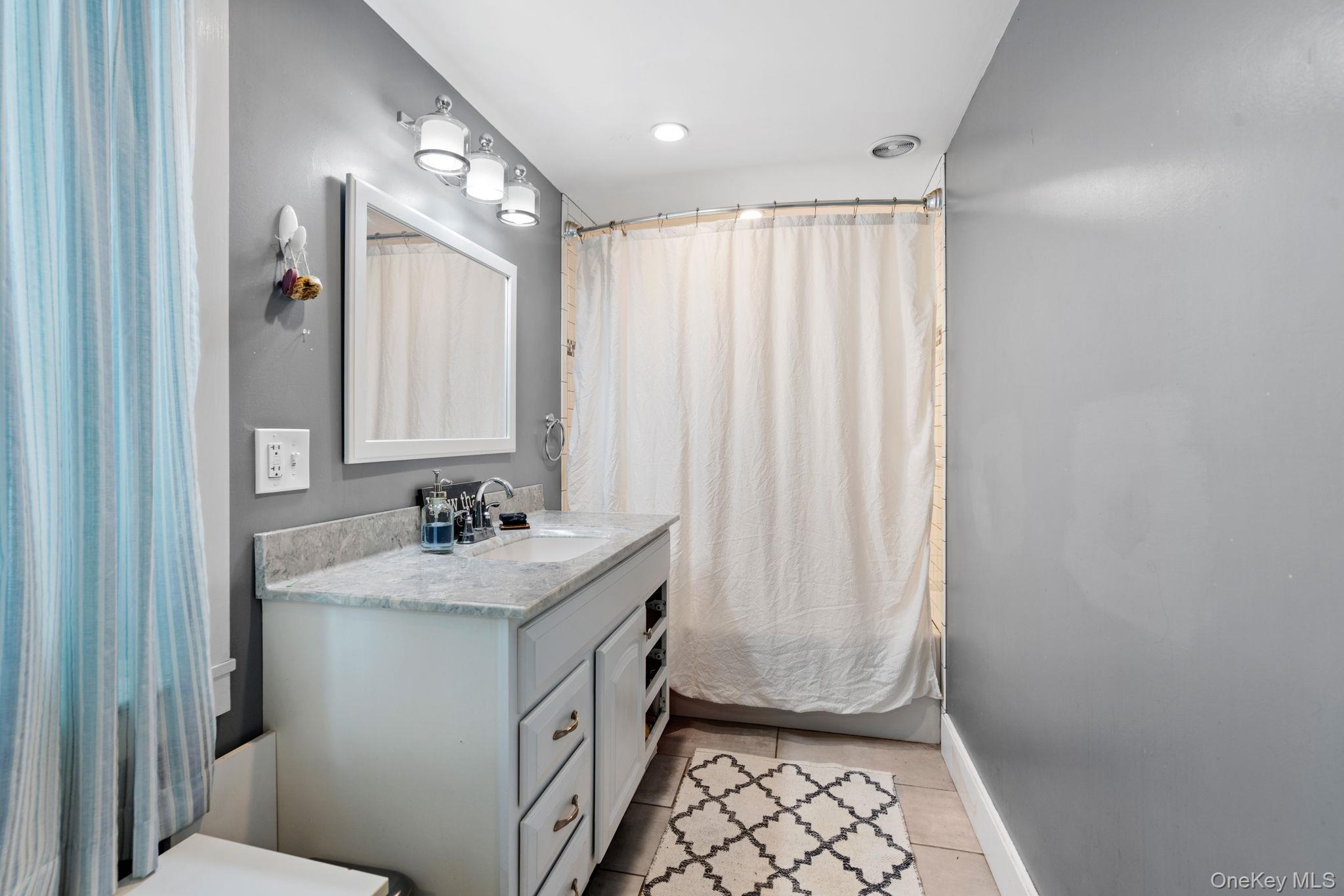 174 Hardenburgh Road Pine Bush, NY 12566 - Photo 15 of 50