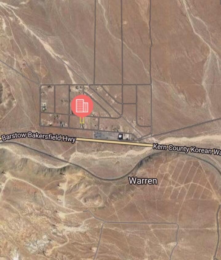 Piute Pass Road Mojave, CA 93501 - Photo 7 of 9 a view of a indoor basketball court