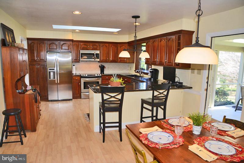13 Deerfield Road Lancaster, PA 17603 - Photo 16 of 51 Gallery Image 16