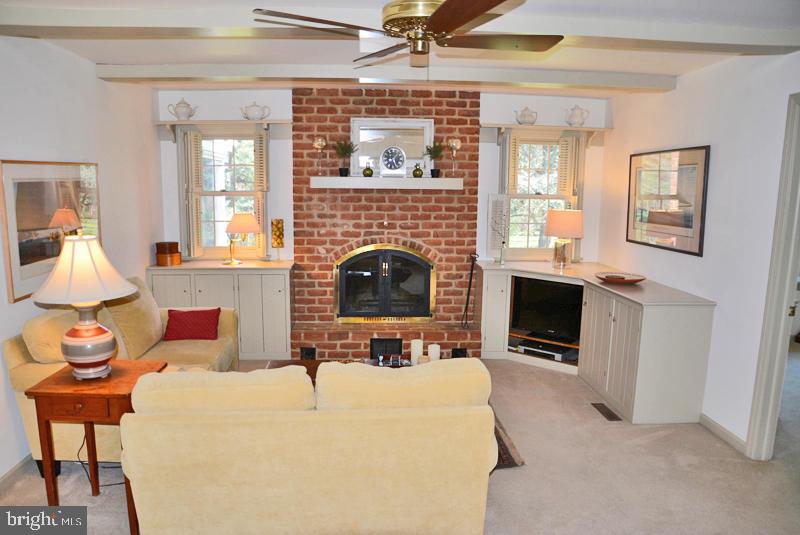 13 Deerfield Road Lancaster, PA 17603 - Photo 27 of 51 Gallery Image 27