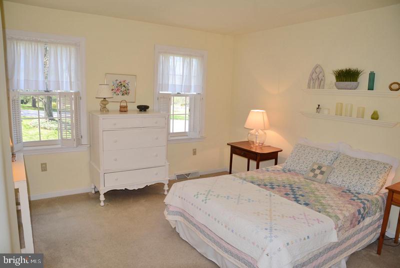 13 Deerfield Road Lancaster, PA 17603 - Photo 43 of 51 Gallery Image 43