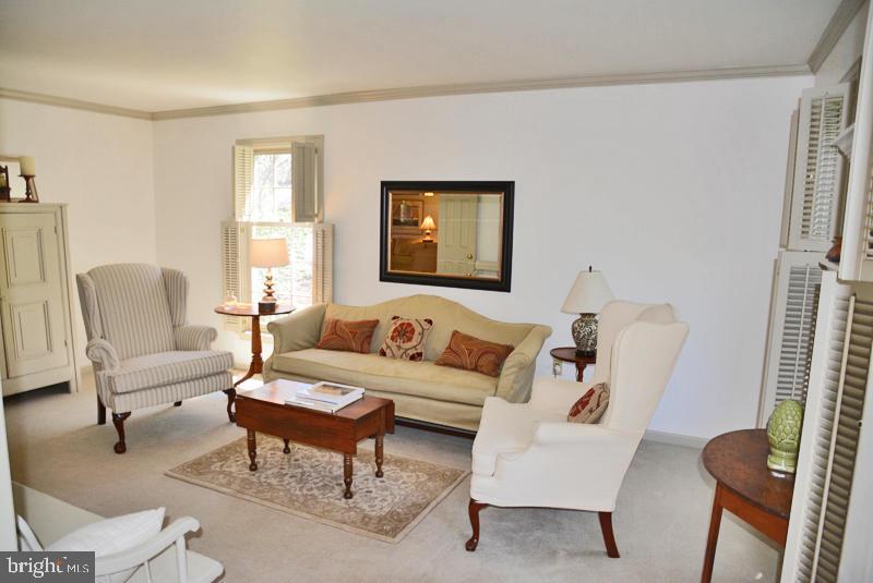 13 Deerfield Road Lancaster, PA 17603 - Photo 10 of 51 Gallery Image 10