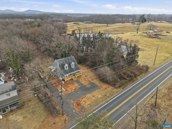 $359,000 | 9305 Spotswood Trail, Stanardsville, VA 22973