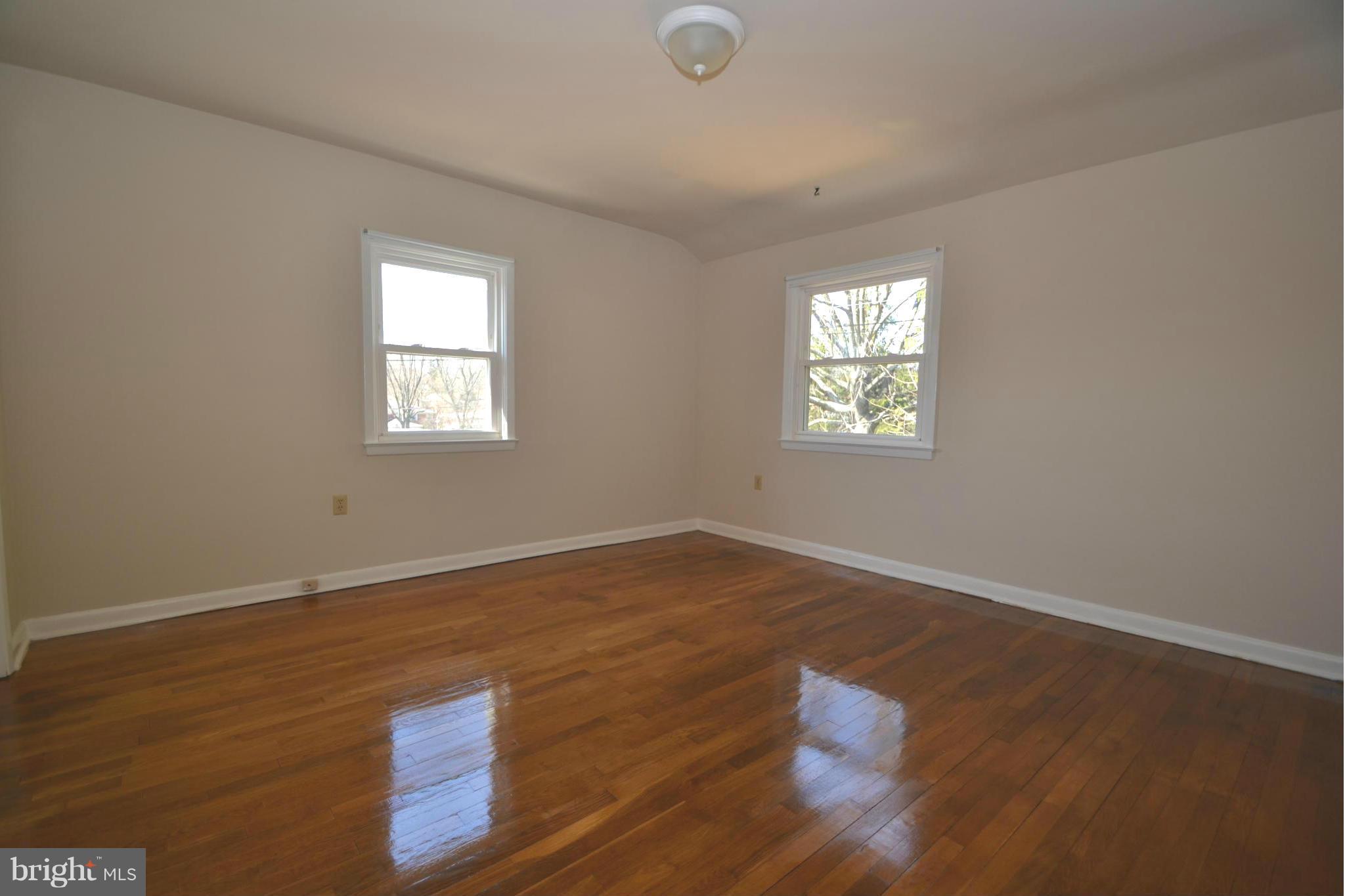 1304 Glenmont Road Baltimore, MD 21239 - Photo 9 of 19 Bedroom