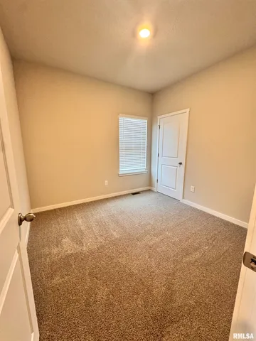 $2,800 | 709 East Bear Drive, Tiffin, IA 52340