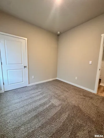 $2,800 | 709 East Bear Drive, Tiffin, IA 52340