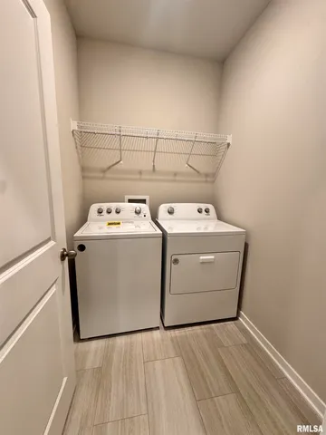 $2,800 | 709 East Bear Drive, Tiffin, IA 52340