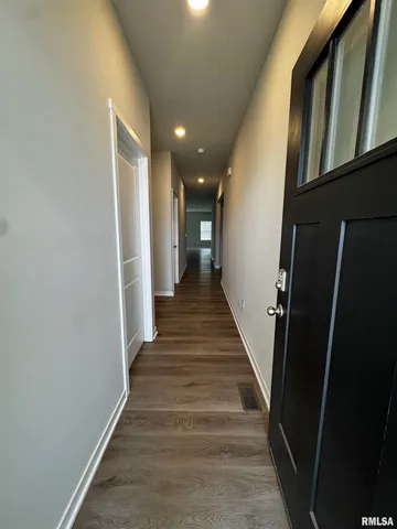 $2,800 | 709 East Bear Drive, Tiffin, IA 52340