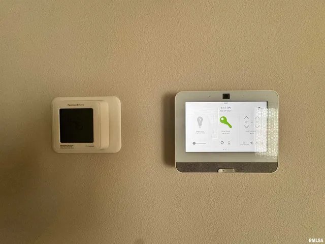 $2,800 | 709 East Bear Drive, Tiffin, IA 52340