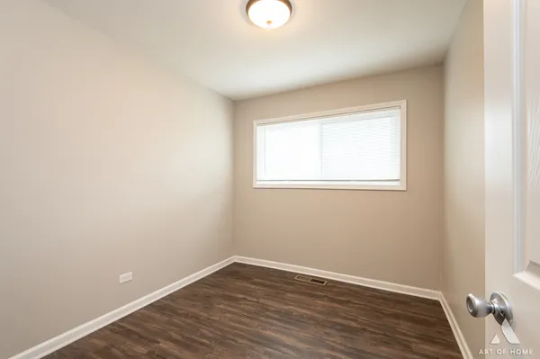 $134,900 | 1216 Balmoral Avenue, Calumet City, IL 60409