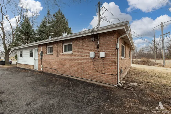 $134,900 | 1216 Balmoral Avenue, Calumet City, IL 60409