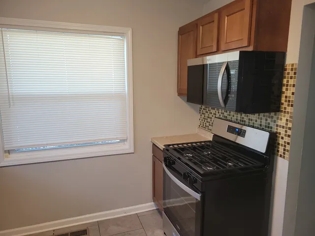 $134,900 | 1216 Balmoral Avenue, Calumet City, IL 60409