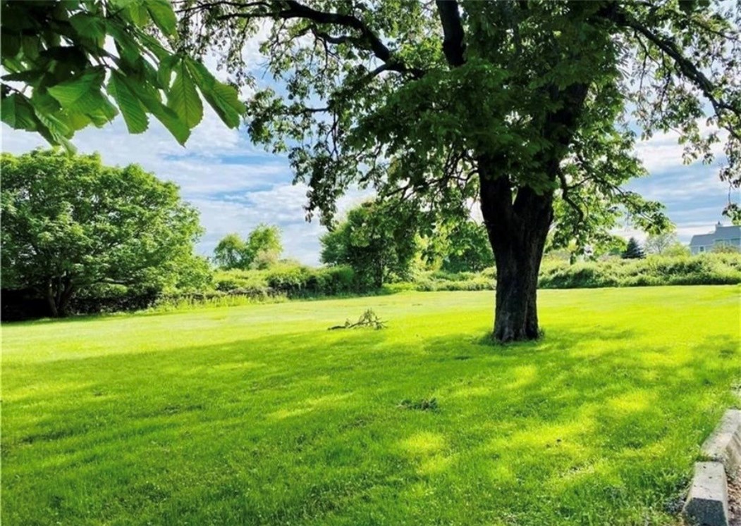 313 Berkeley Avenue, Unit 3 Middletown, RI 02842 - Photo 13 of 13