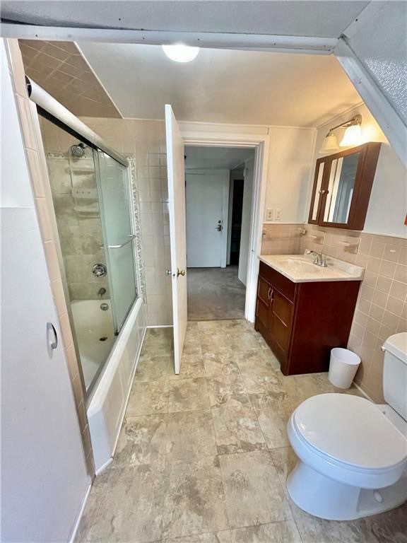 313 Berkeley Avenue, Unit 3 Middletown, RI 02842 - Photo 10 of 13