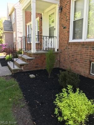 1517 Sherbrook Road South Euclid, OH 44121 - Photo 3 of 34