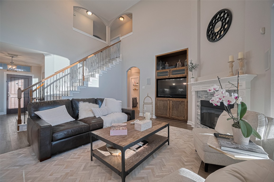 7 Tillamook Court Spring, TX 77389 - Photo 6 of 50