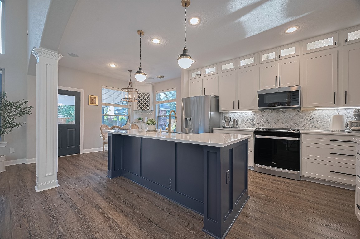 7 Tillamook Court Spring, TX 77389 - Photo 7 of 50