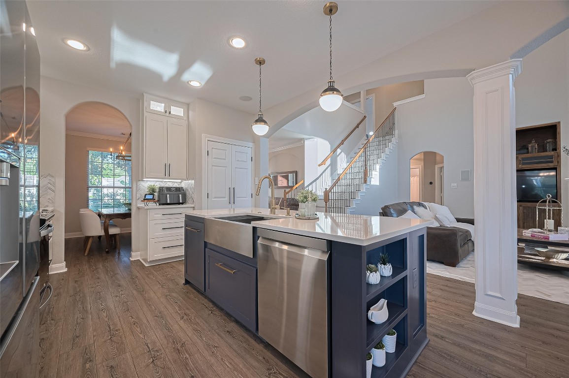 7 Tillamook Court Spring, TX 77389 - Photo 10 of 50