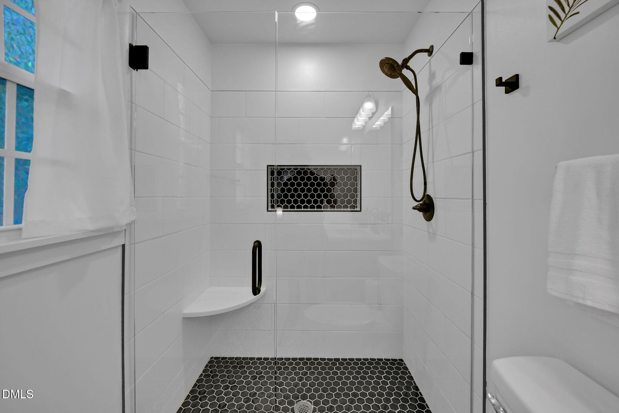 5920 Whittier Drive Raleigh, NC 27609 - Photo 27 of 51 37-web-or-mls-DSC06579