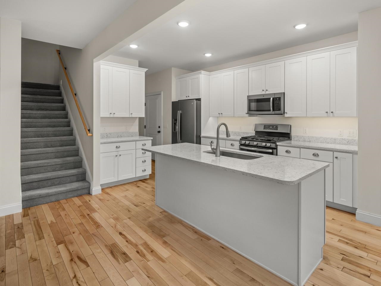 263 Obrien Farm Road South Burlington, VT 05403 - Photo 13 of 49