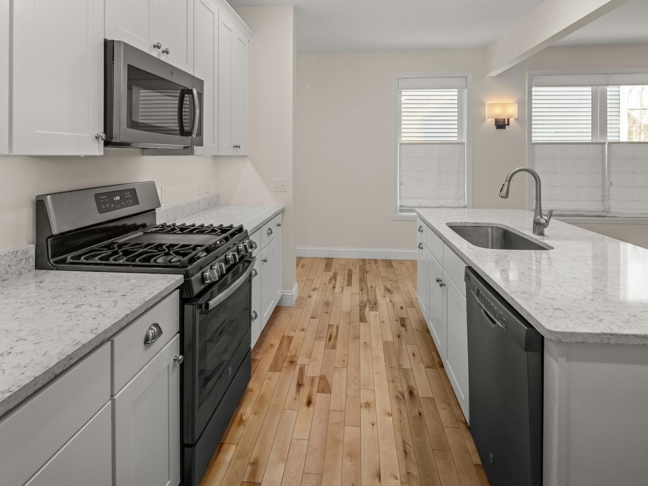 263 Obrien Farm Road South Burlington, VT 05403 - Photo 17 of 49