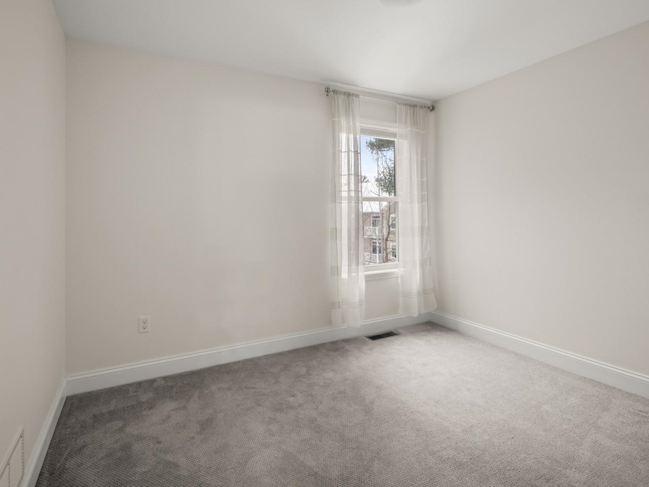 263 Obrien Farm Road South Burlington, VT 05403 - Photo 39 of 49