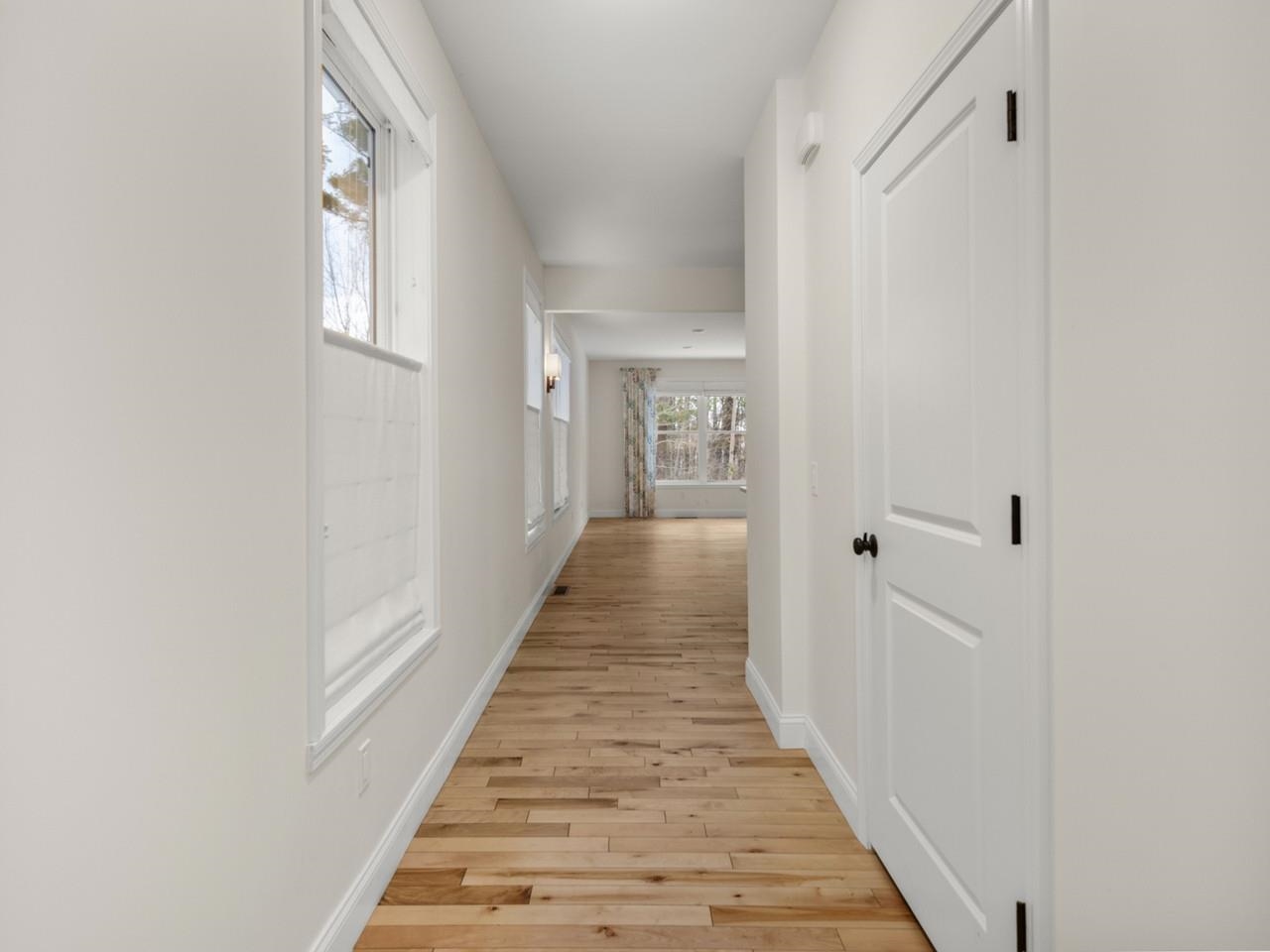 263 Obrien Farm Road South Burlington, VT 05403 - Photo 4 of 49