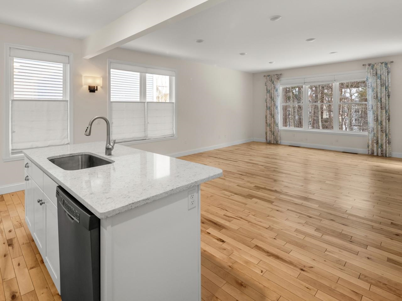 263 Obrien Farm Road South Burlington, VT 05403 - Photo 9 of 49