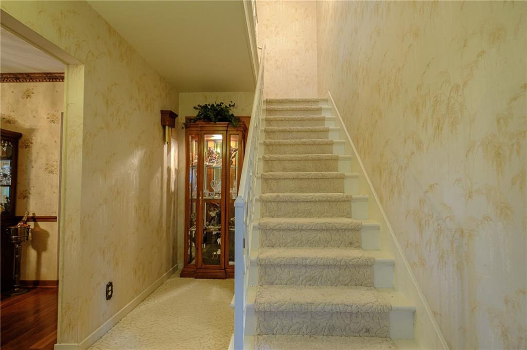 415 Center Church Road McMurray, PA 15317 - Photo 3 of 25 Gallery Image 3