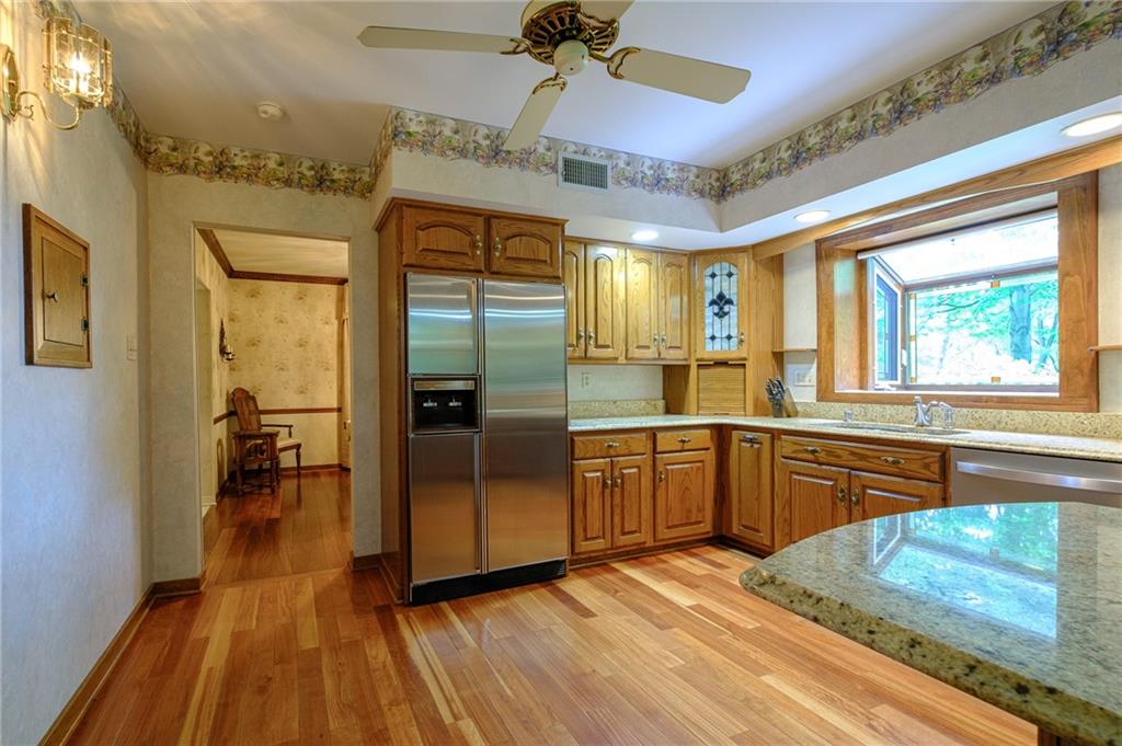 415 Center Church Road McMurray, PA 15317 - Photo 6 of 25 Gallery Image 6