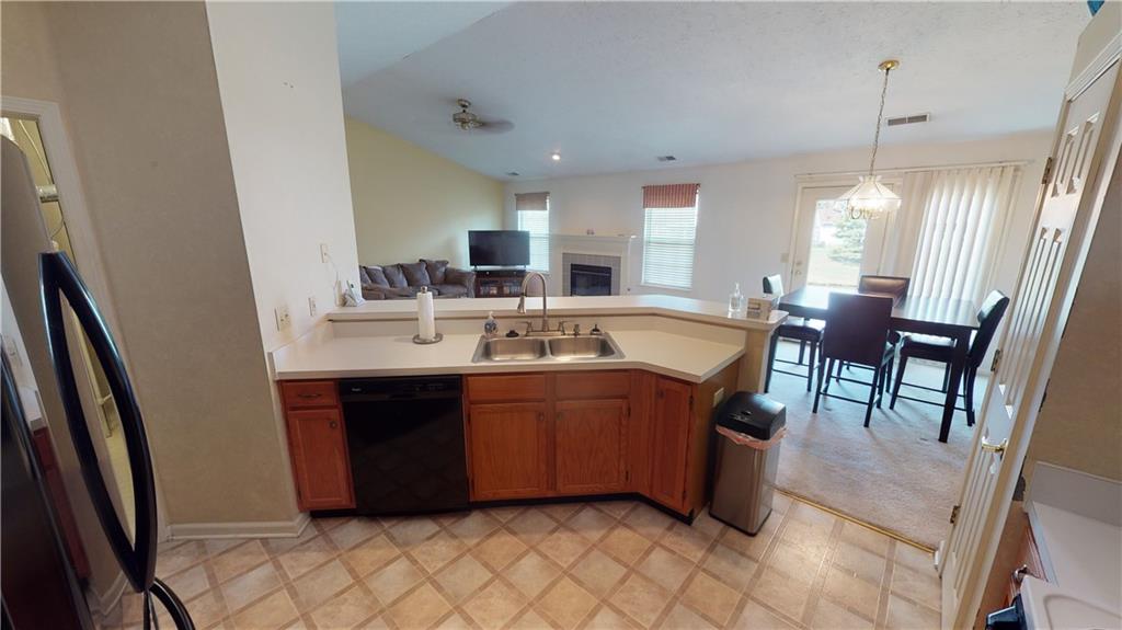 5668 Rains Lane Indianapolis, IN 46254 - Photo 16 of 34 Gallery Image 16