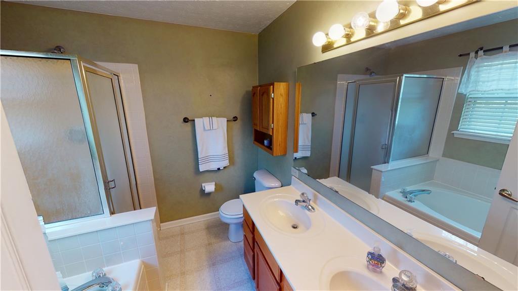 5668 Rains Lane Indianapolis, IN 46254 - Photo 21 of 34 Gallery Image 21