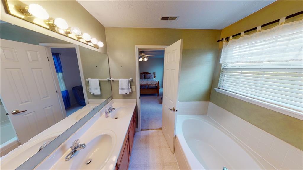 5668 Rains Lane Indianapolis, IN 46254 - Photo 22 of 34 Gallery Image 22