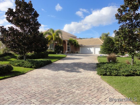 1910 Gates Road Merritt Island, FL 32952 - Photo 1 of 23 Primary Photo